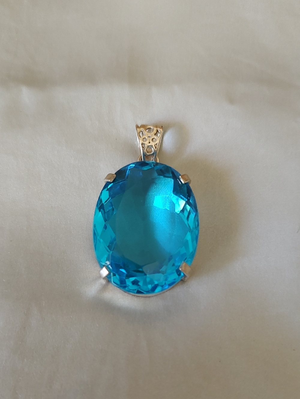 Blue Topaz Crystal Oval Sterling Silver Pendant Necklace